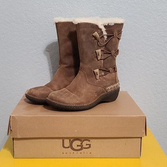 UGG Kona Boots  - Picture 1 of 11